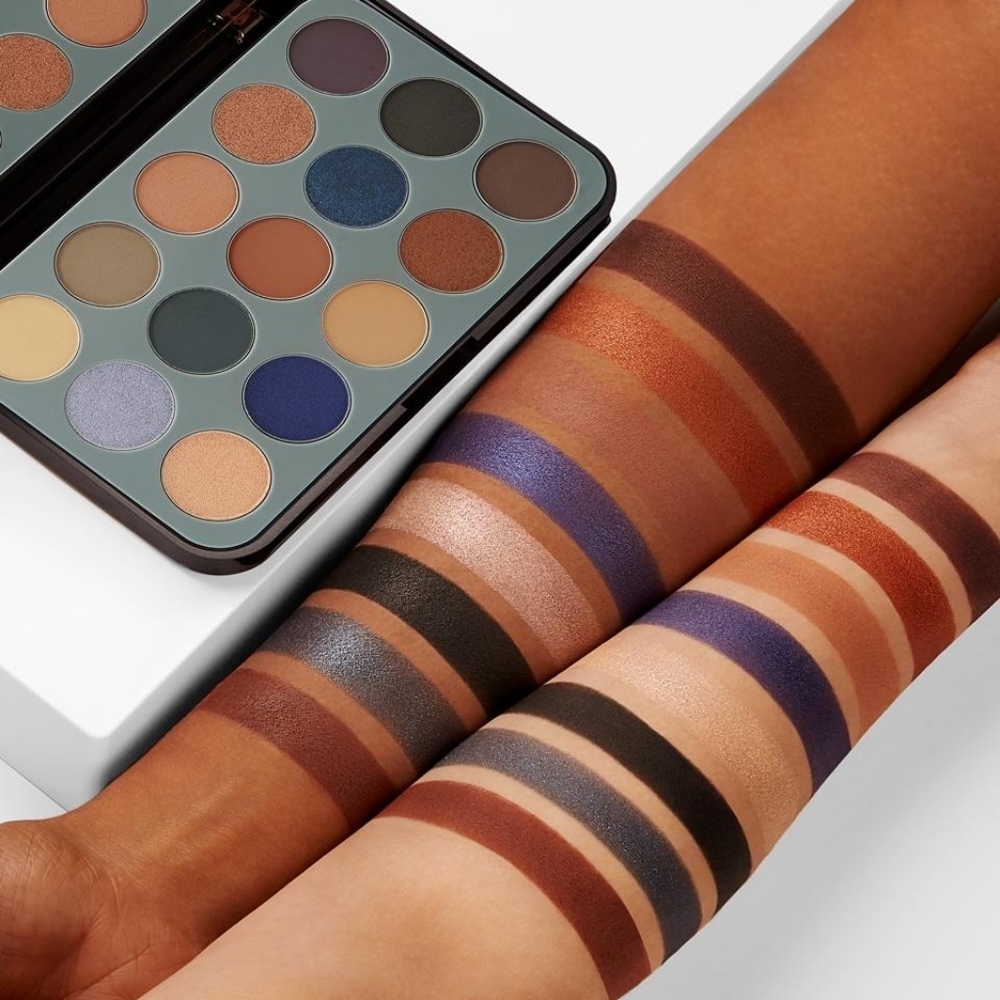 BH Cosmetica Glamour Palette